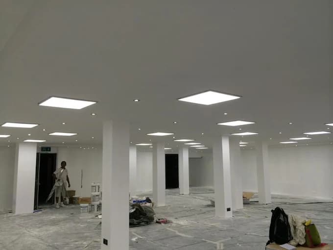 Processus d'installation électrique à Nice